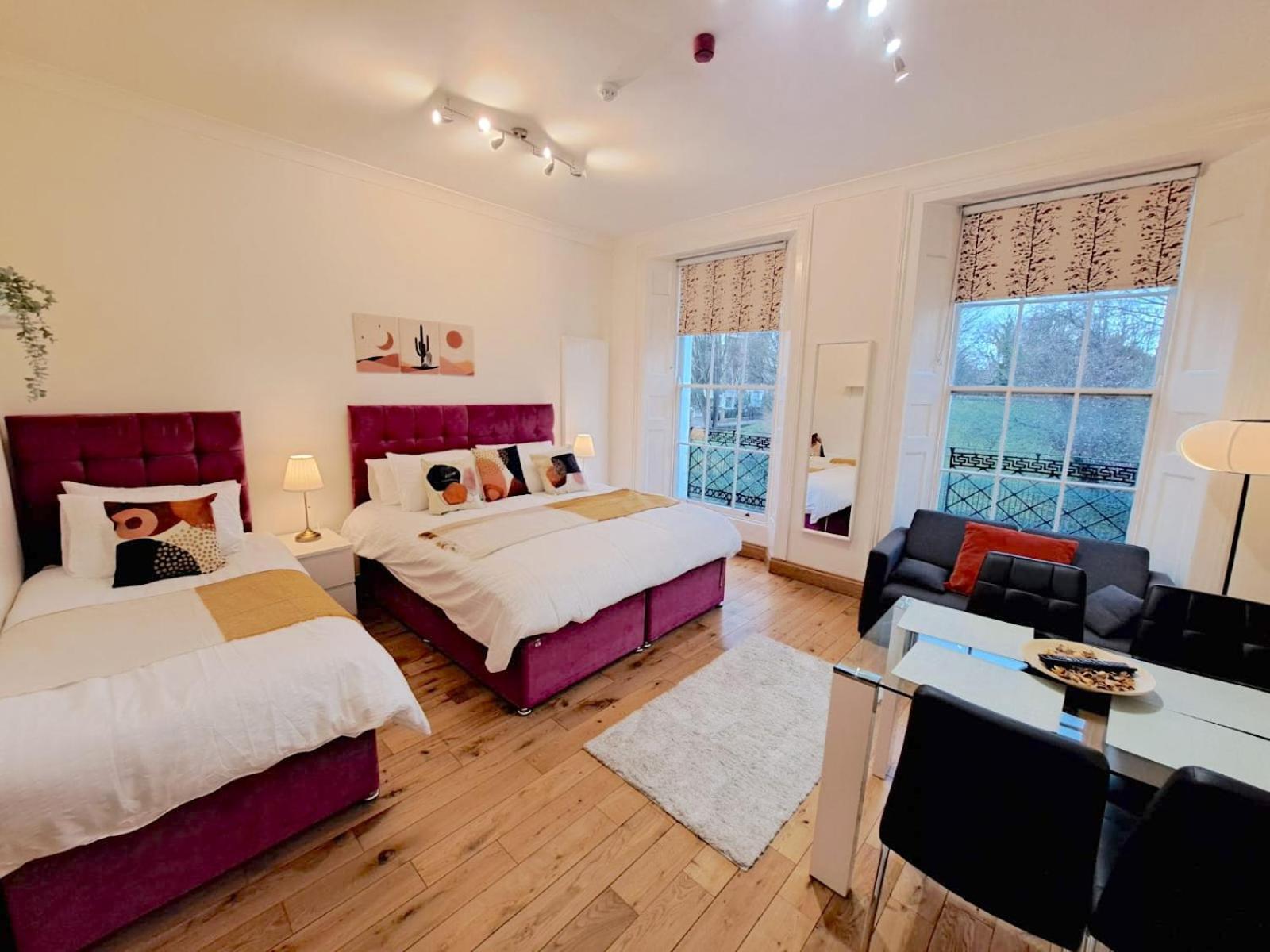 Angel X Kings Cross Hub Apartment ลอนดอน ภายนอก รูปภาพ